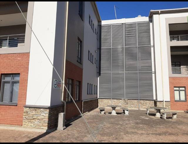 1,018M² BUILDING FOR SALE IN BO-DORP